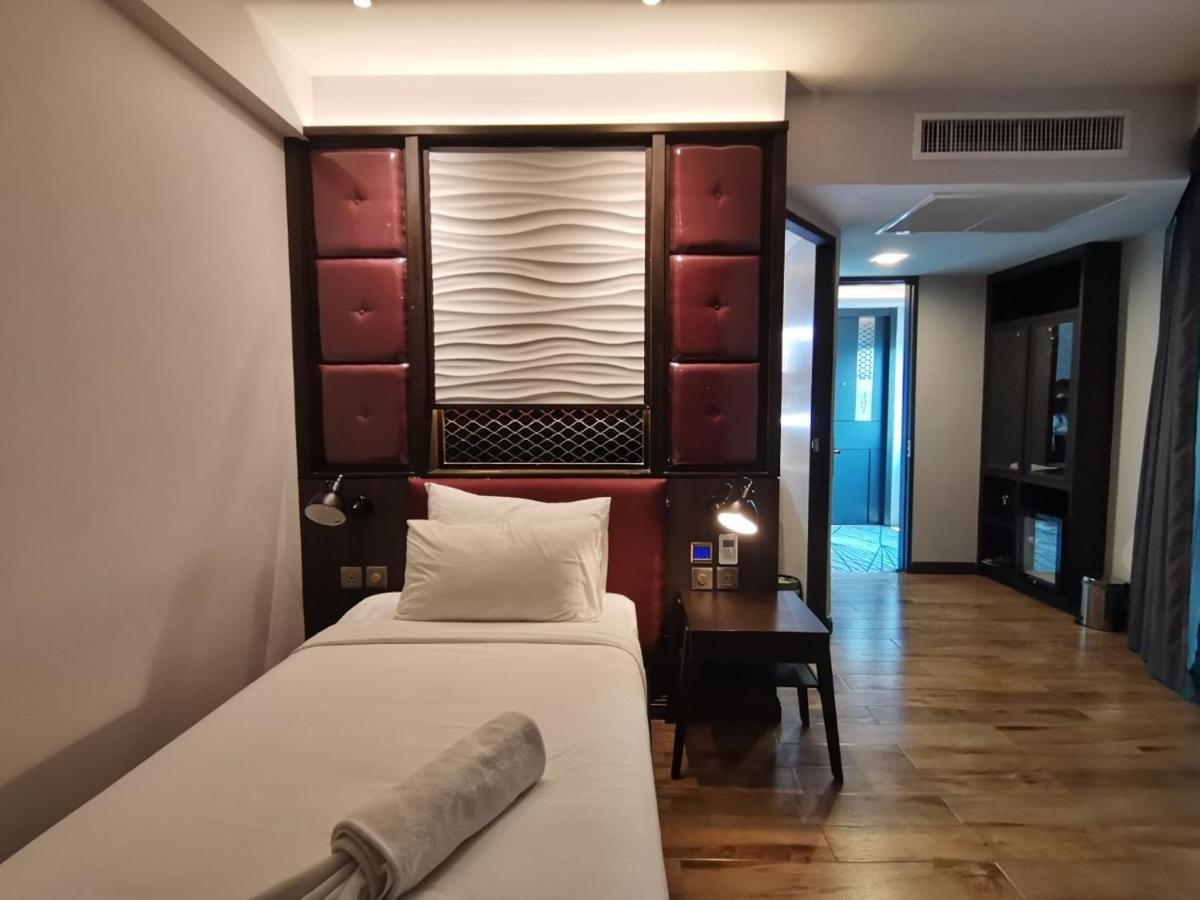 Holatel Ξενοδοχείο Phitsanulok Εξωτερικό φωτογραφία